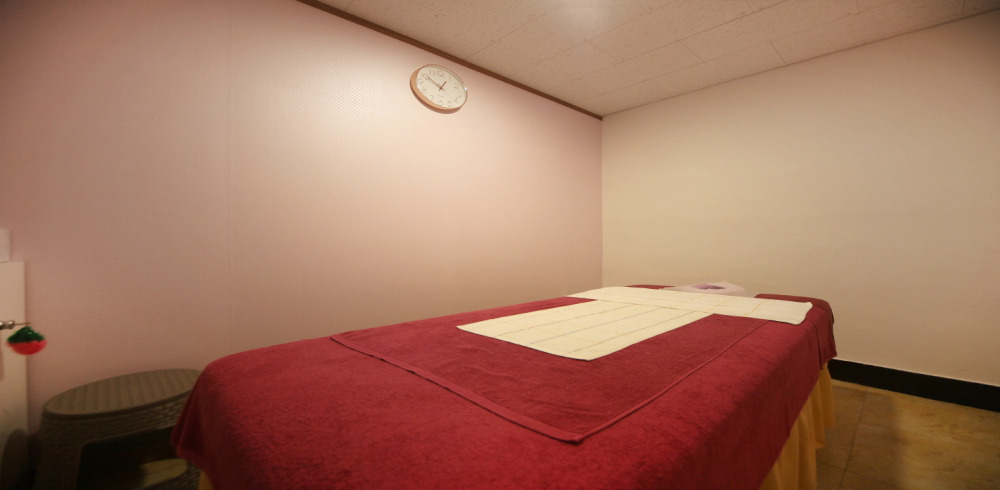 장한평역 주변 명품마사지 매장 주요 시설 및 인테리어 사진