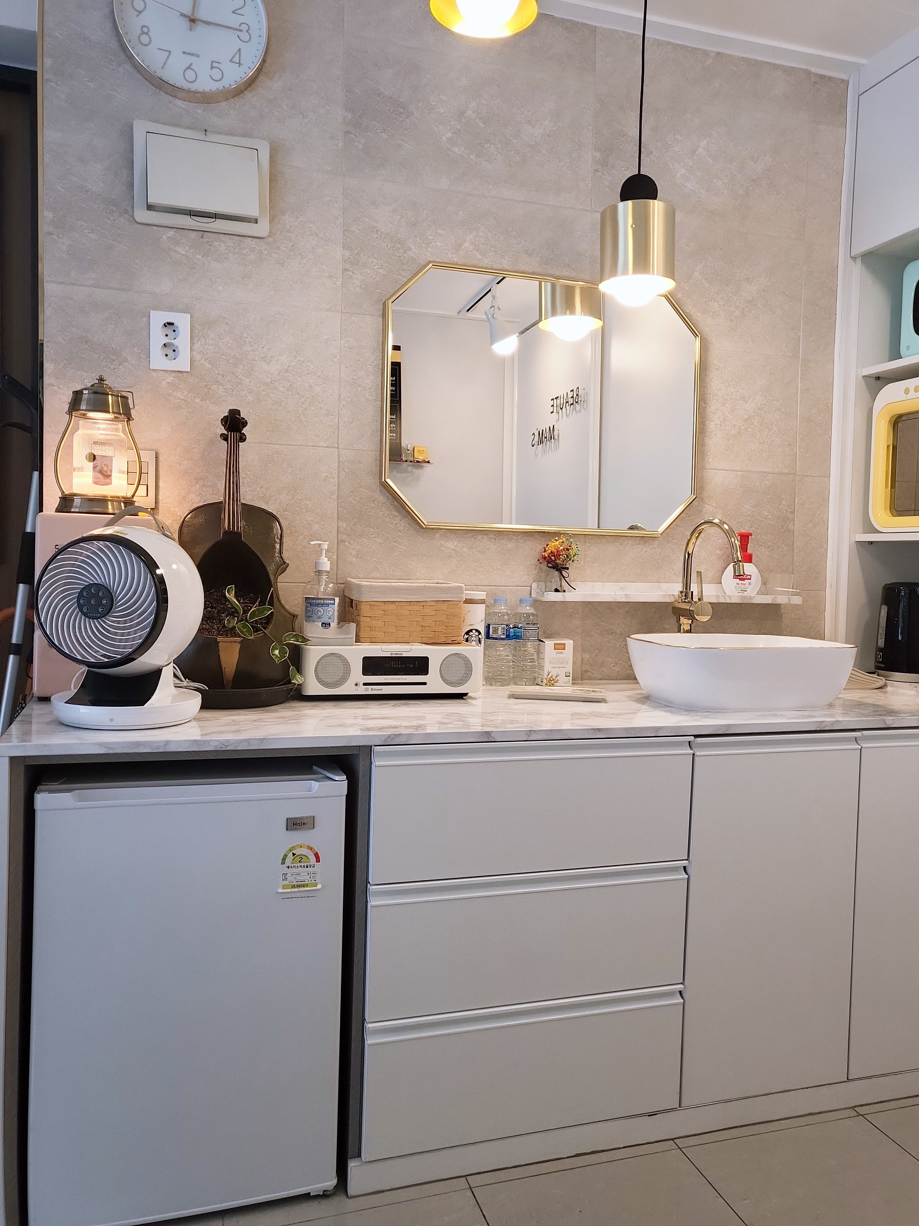 강동구청역,천호역,강동역 주변 산전/산후 추천 매장 보떼맘스의 전체적인 인테리어 모습