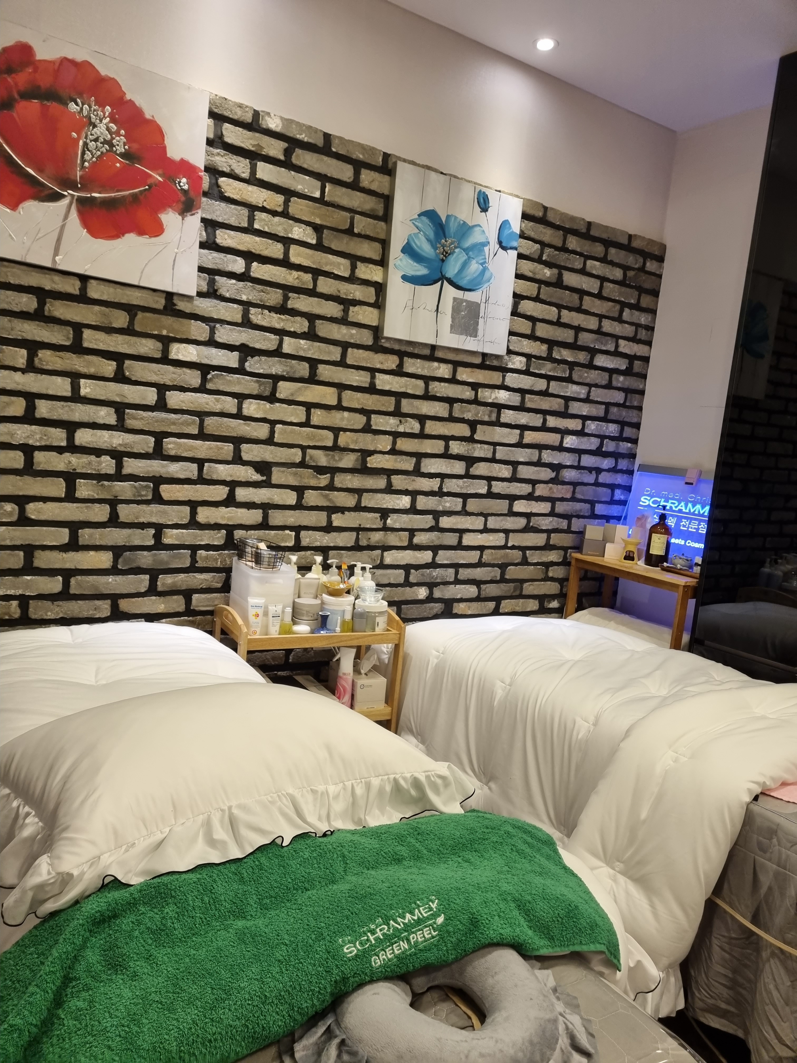 산전/산후 관리 전문 마사지 매장 피부사랑 들어화 내부 공간