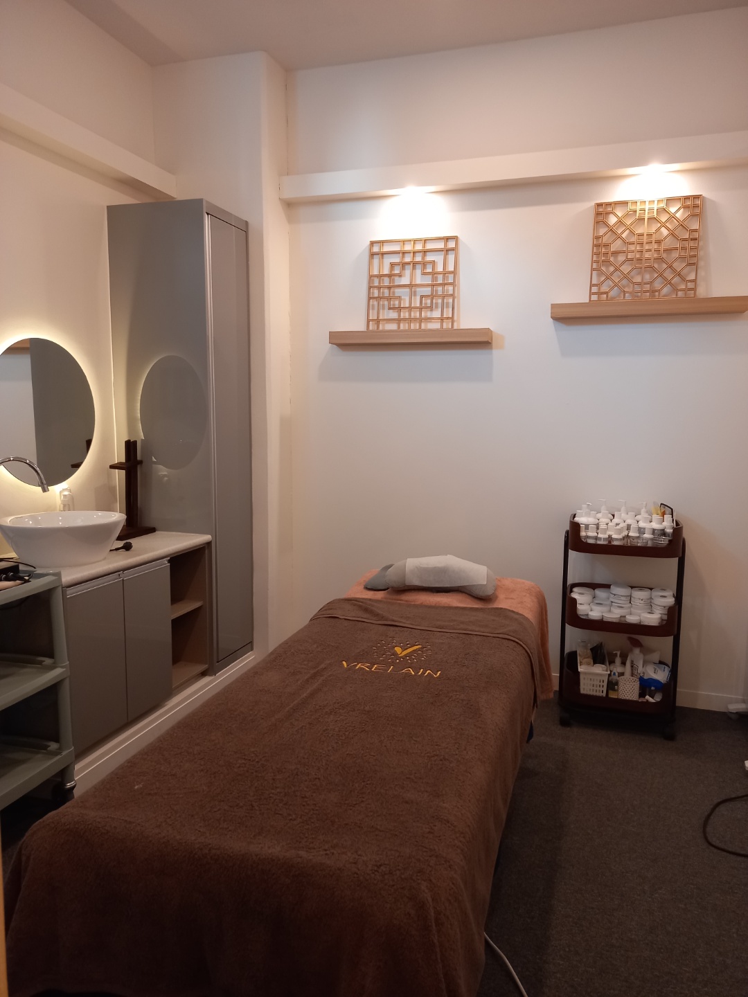 마스터에스테틱 - 송도동 센트럴파크역,국제업무지구역 주변에서 방문하기 편한 마사지 매장