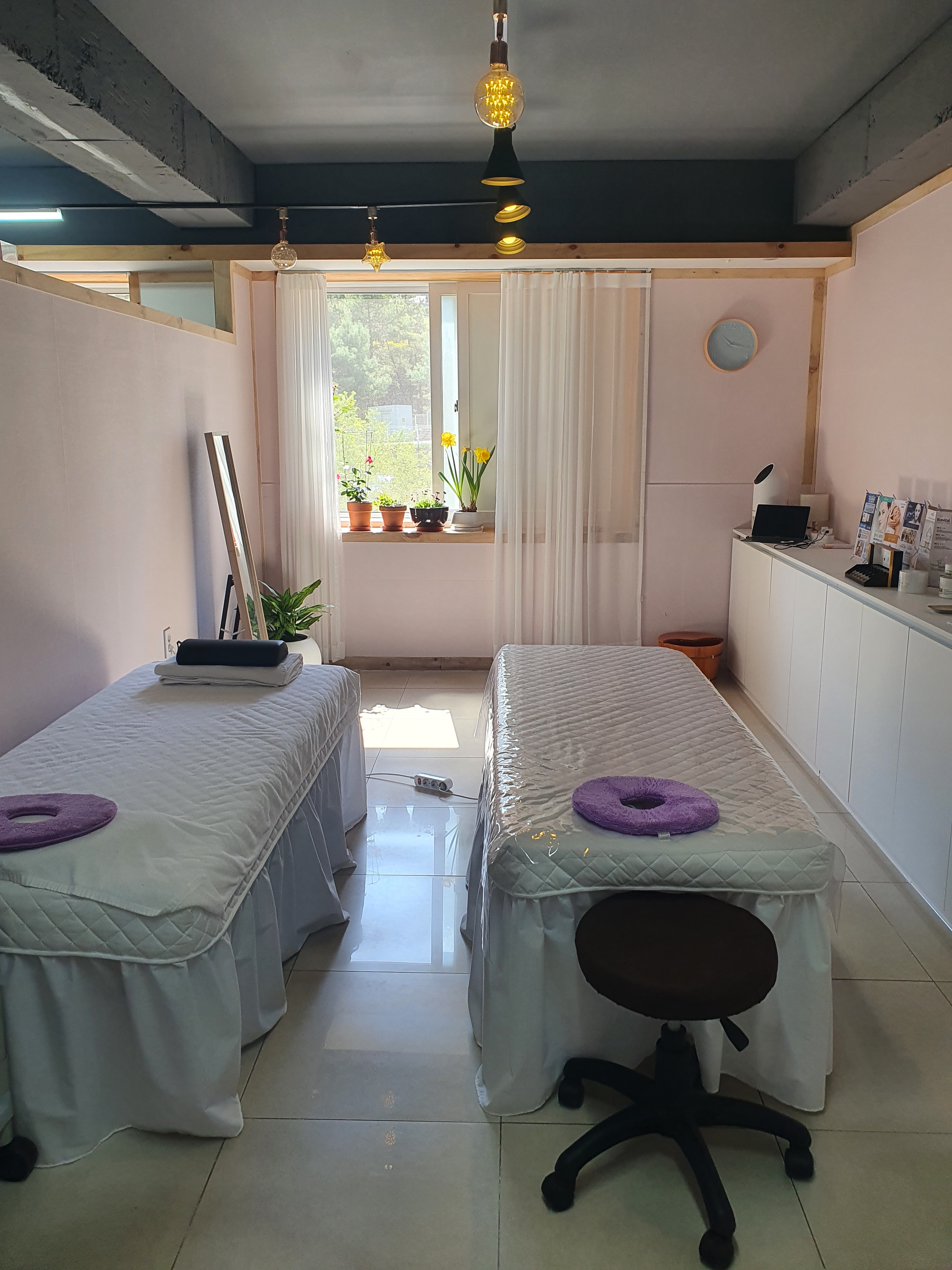 양벌동 산전/산후 전문 수플라워에스테틱의 아늑하고 프라이빗한 분위기