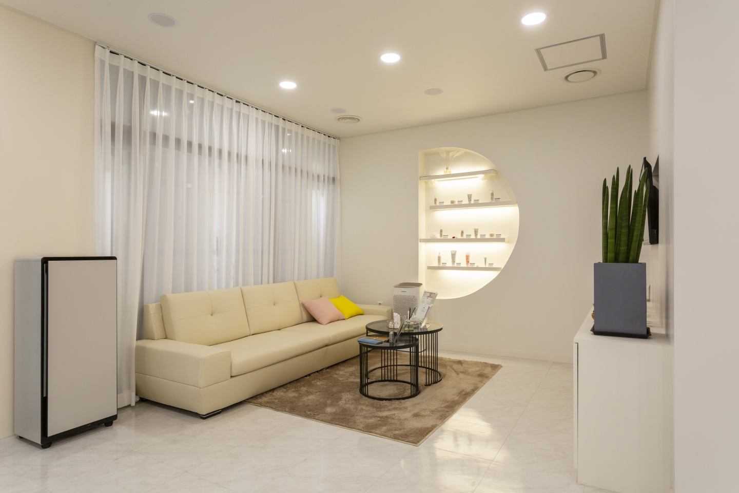 산전/산후 서비스가 제공되는 망포동 스파디에스테틱 매장 내부 사진