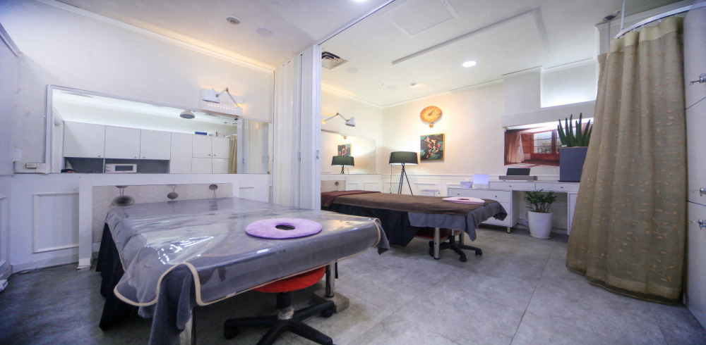 도곡동 한국관리사 마사지샵 참몸수기테라피의 쾌적한 관리실 내부 모습