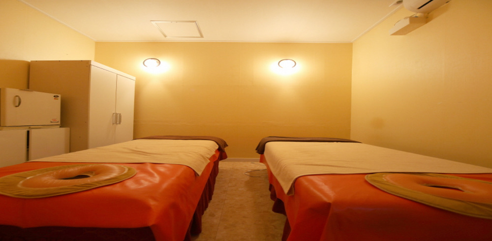 성복역 인근 아로마, 건식/스포츠, 커플관리, 풋케어 서비스가 제공되는 약손아로마의 전체 시설