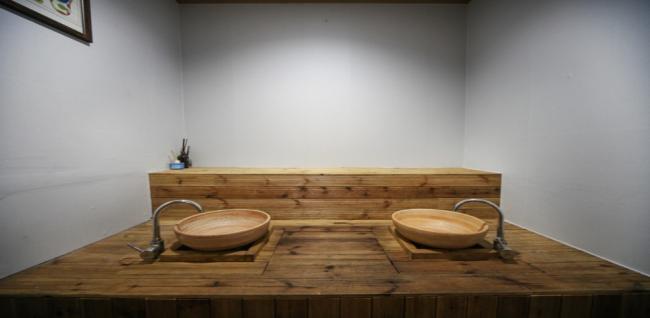 가락동 태국관리사 마사지샵 금빛스웨디시&아로마의 쾌적한 관리실 내부 모습