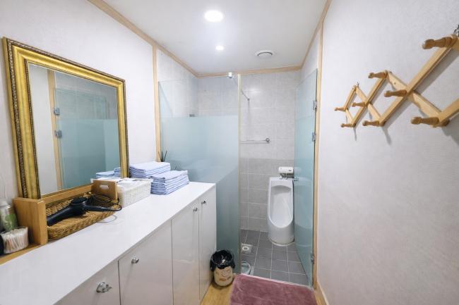 평촌역,범계역 주변 스웨디시 추천 매장 예원마사지의 전체적인 인테리어 모습