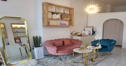 산전/산후 서비스가 제공되는 병점동 블러썸뷰티 매장 내부 사진