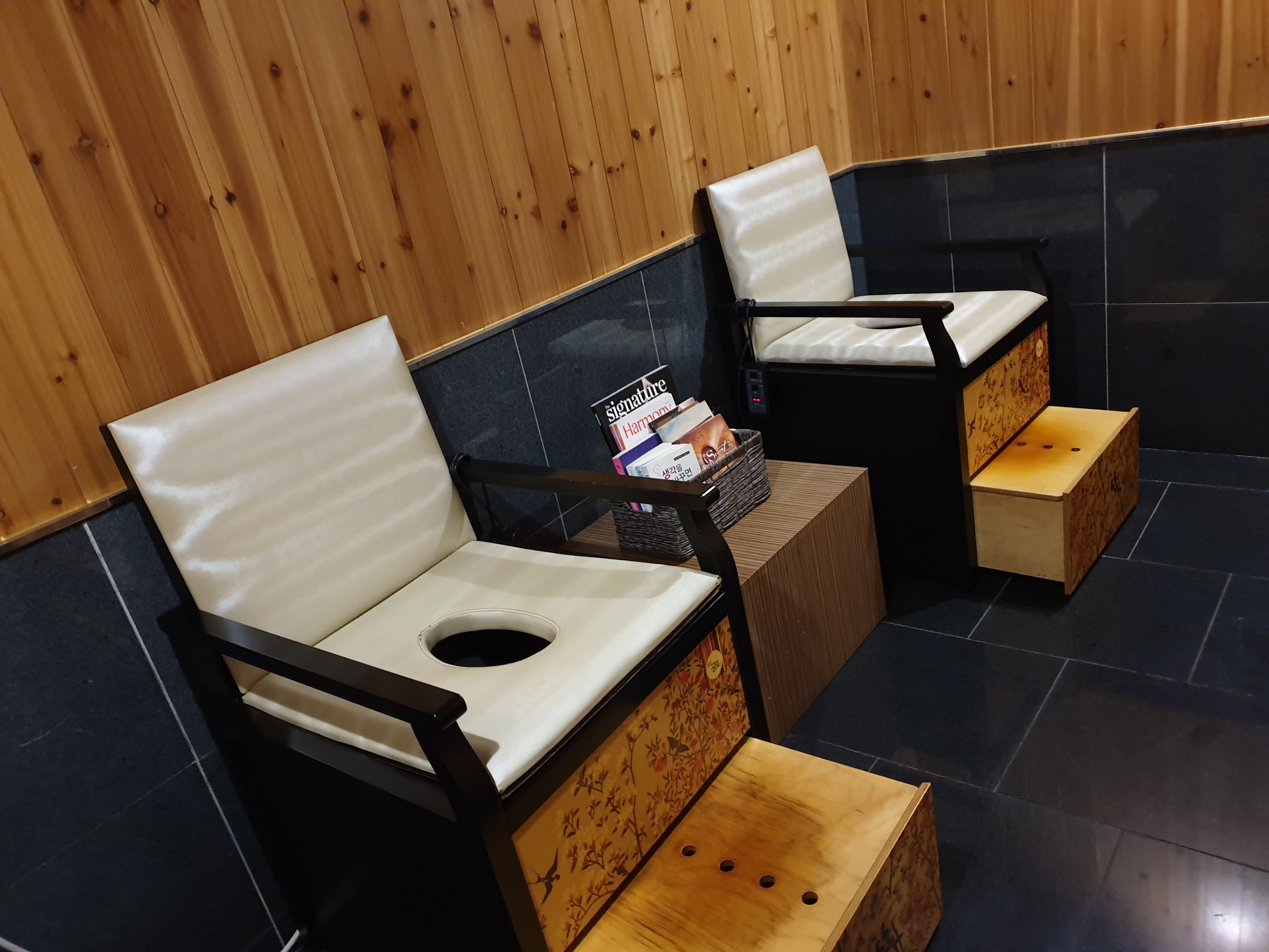 디에뜨샵 - 계산동2가 달성공원역,서문시장역,청라언덕역,반월당역,중앙로역,대구역 주변에서 방문하기 편한 마사지 매장