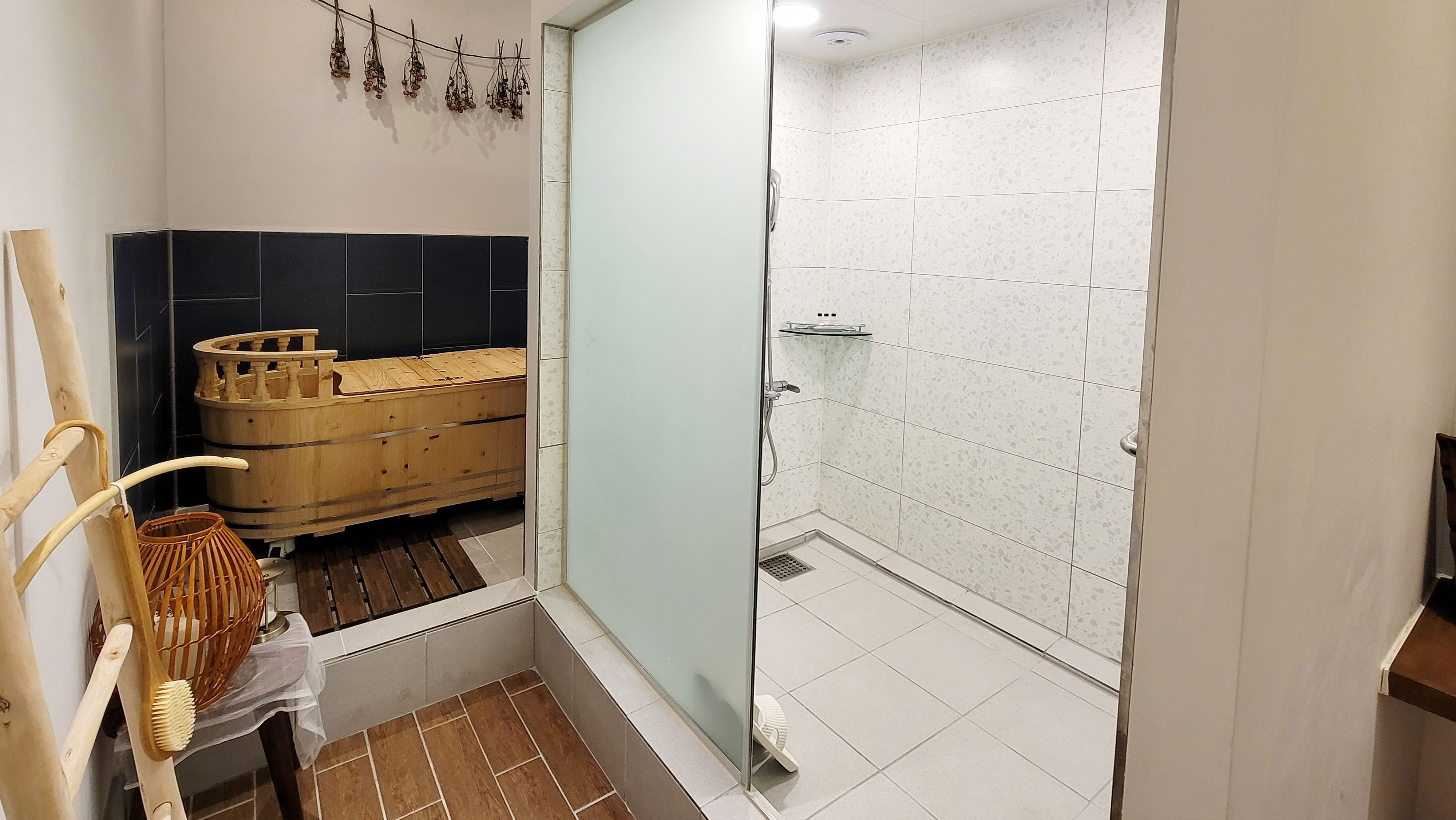 성주동 인근 한국관리사 마사지 전문 케어포맘의 아늑한 내부 시설 안내