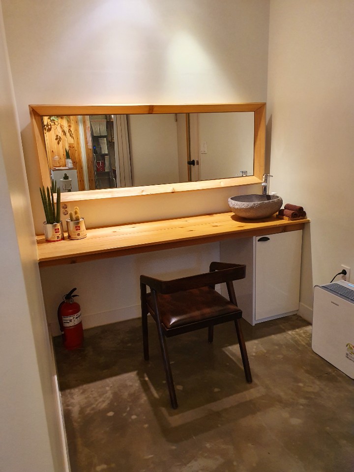 수월동 주변 에스테틱연 매장 주요 시설 및 인테리어 사진