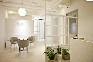 라미에스테틱 - 봉명동 유성온천역 인근 산전/산후 전문 마사지 매장 전경