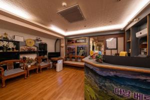 다낭베트남케어 - 양재동 양재역,양재시민의숲역,매봉역 인근 베트남관리 전문 마사지 매장 전경