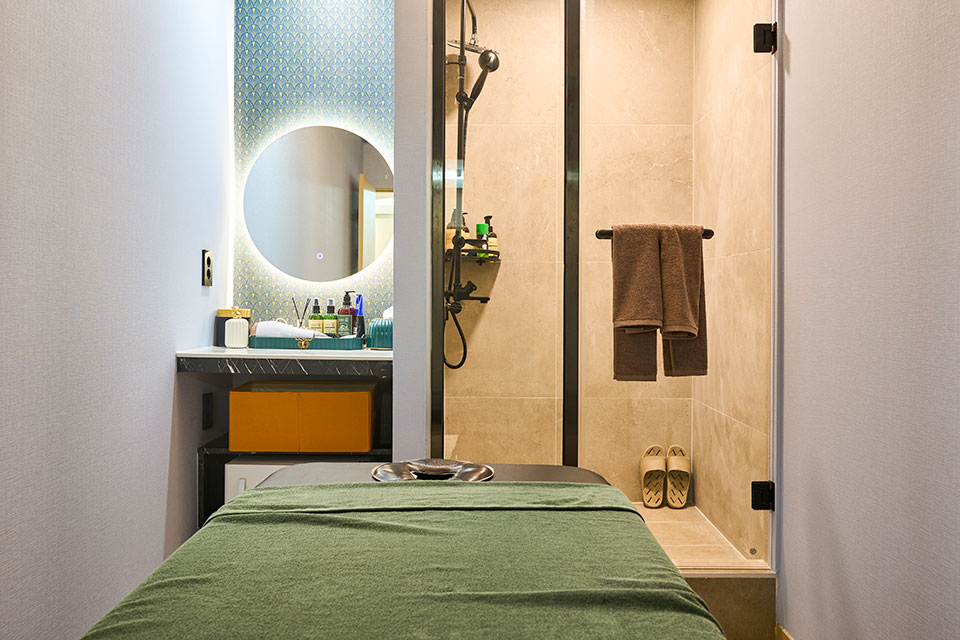 블랙로즈스웨디시 - 신사동 잠원역,반포역,신사역,압구정역에서 가까운 프라이빗 마사지 전용 공간