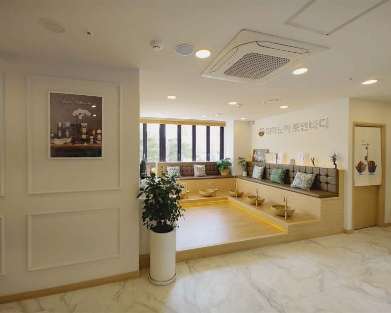 장승배기역,노량진역,상도역에 위치한 아로마, 건식/스포츠, 커플관리, 스웨디시, 풋케어, 산전/산후 서비스 가능 더하노이풋앤바디 시설