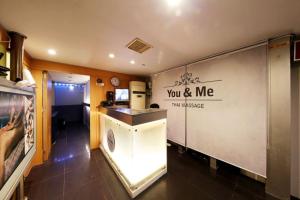 쇼킹스웨디시 - 길동 강동역,길동역,둔촌동역 인근 스웨디시 전문 마사지 매장 전경