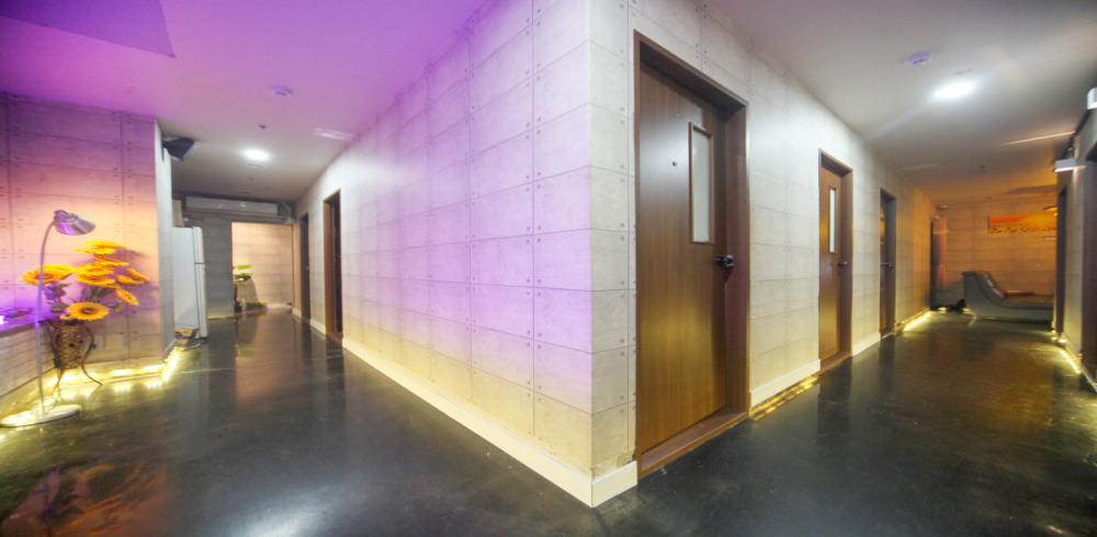 불당동에 위치한 아로마 서비스 가능 Joy스파마사지 시설