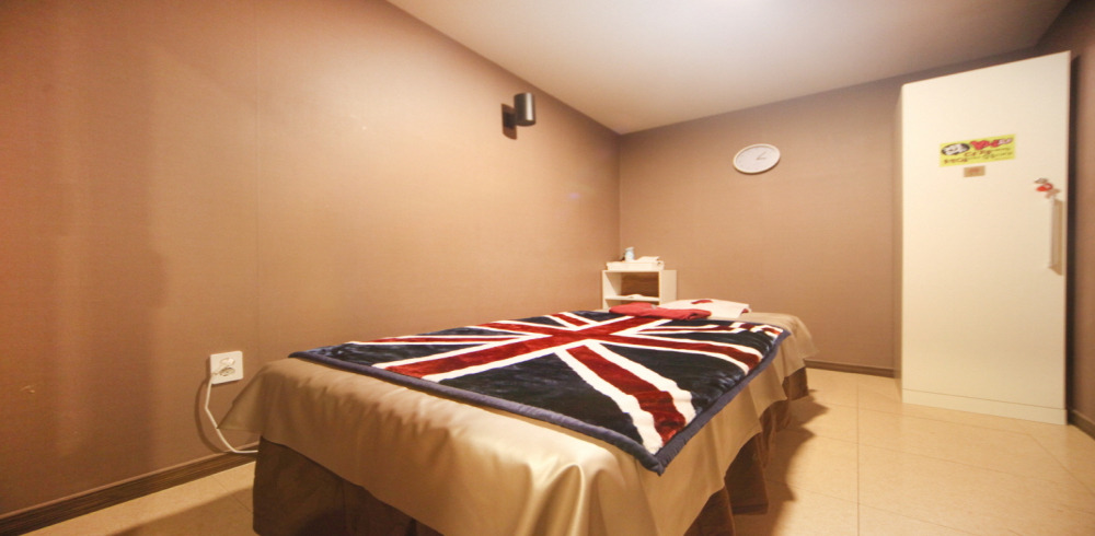 상동역에 위치한 아로마, 건식/스포츠, 스웨디시 서비스 가능 힐링테라피 시설