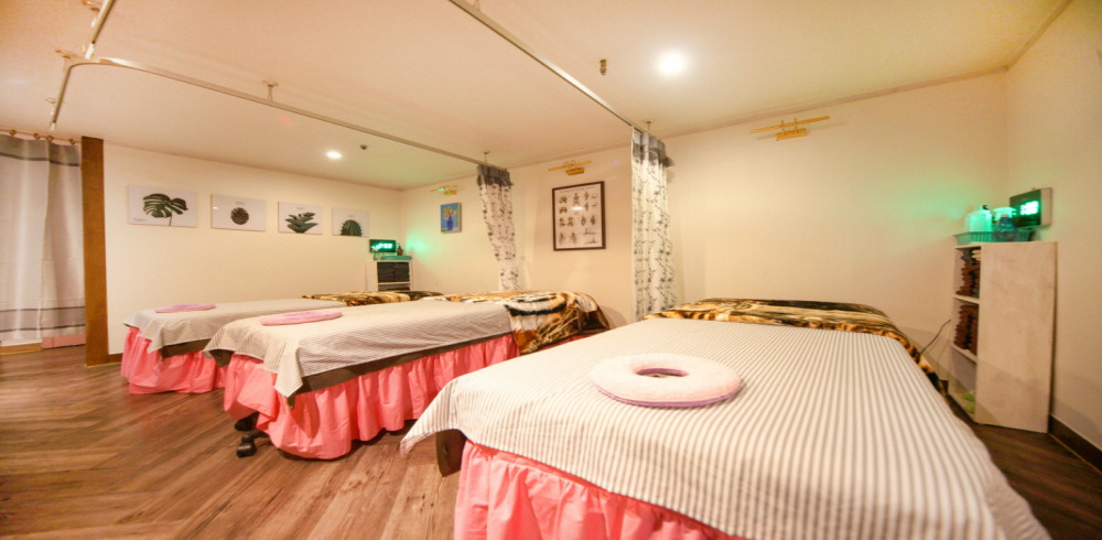 북아현동 중국마사지 전문 더힐링 의 깔끔하고 정돈된 내부 전경