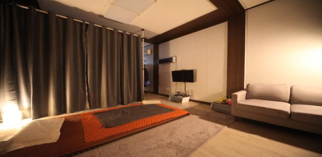 박물관역,수로왕릉역에 위치한 타이, 아로마 서비스 가능 꿀아로마 시설