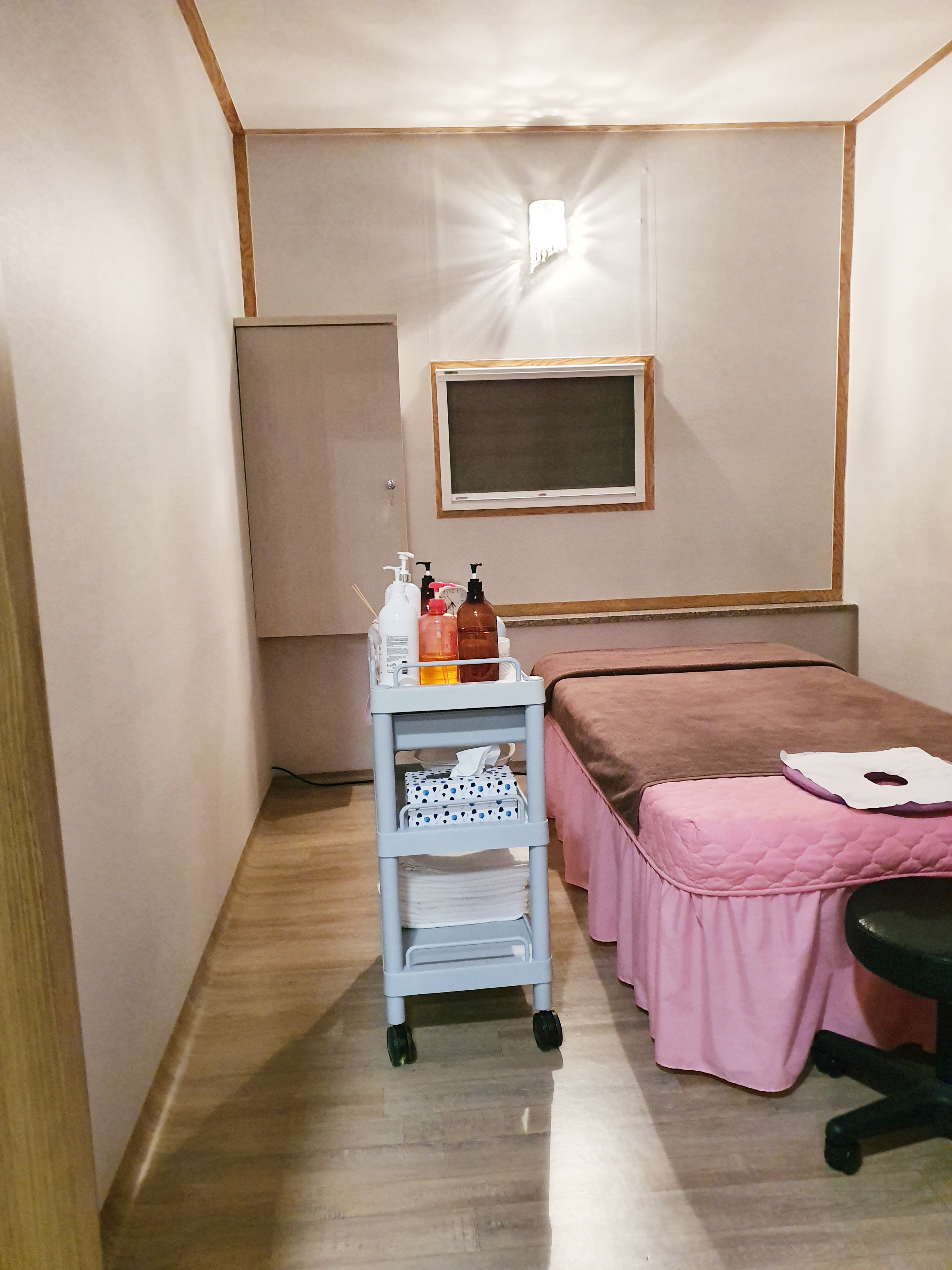 피지컬힐링 - 신대리 인근 한국마사지 전문 마사지 매장 전경