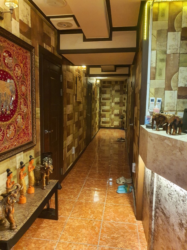 반구동 태국마사지 전문 반구타이의 깔끔하고 정돈된 내부 전경