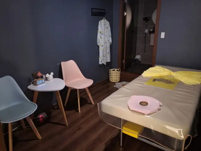 상남동 주변 바나나스웨디시 매장 주요 시설 및 인테리어 사진