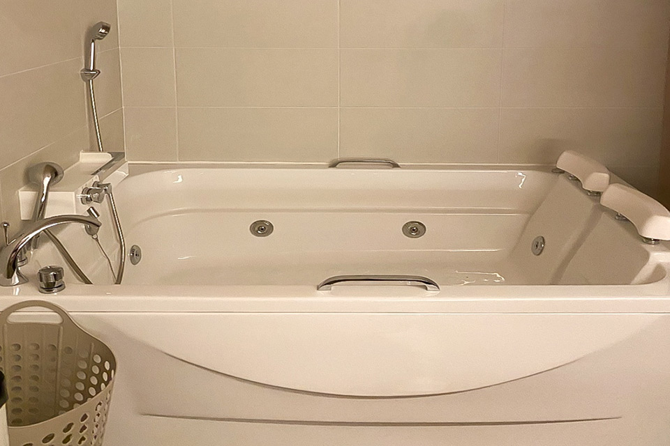 삼산동 한국관리사 마사지샵 리페어에스테틱의 쾌적한 관리실 내부 모습