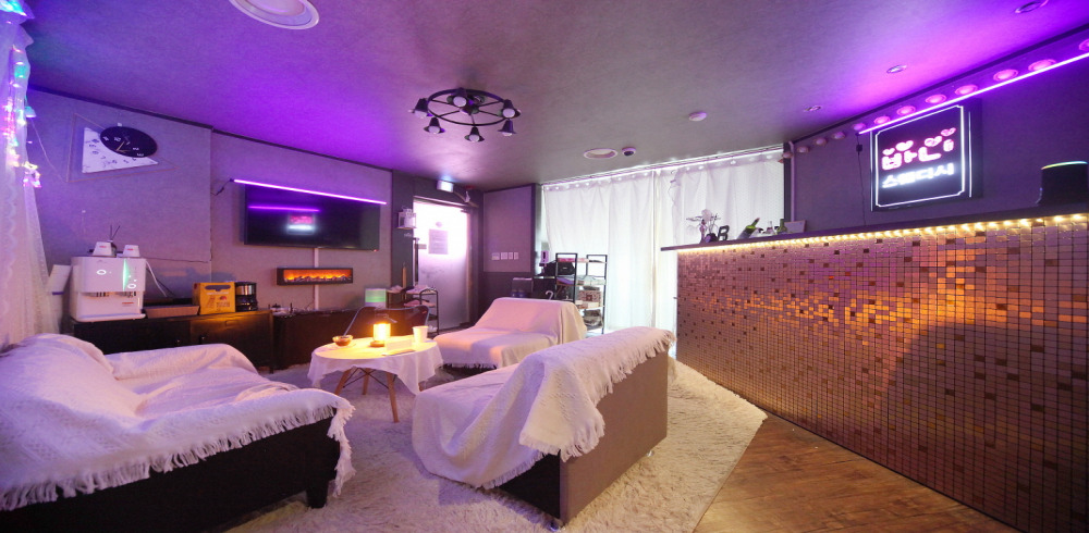 바니스웨디시 - 남현동 사당역,총신대입구역 인근 스웨디시 전문 마사지 매장 전경