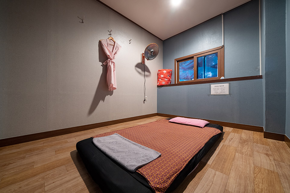 신상리 인근 태국관리사 마사지 전문 킹타이마사지의 아늑한 내부 시설 안내