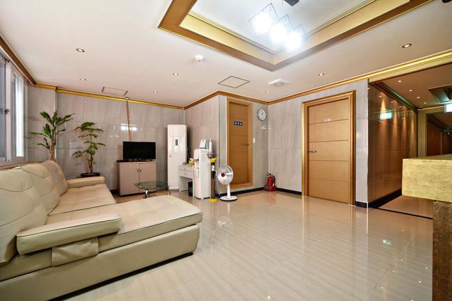 힐링타이왓포 - 부전동 부암역,서면역,범내골역,부전역,전포역 인근 태국마사지 전문 마사지 매장 전경