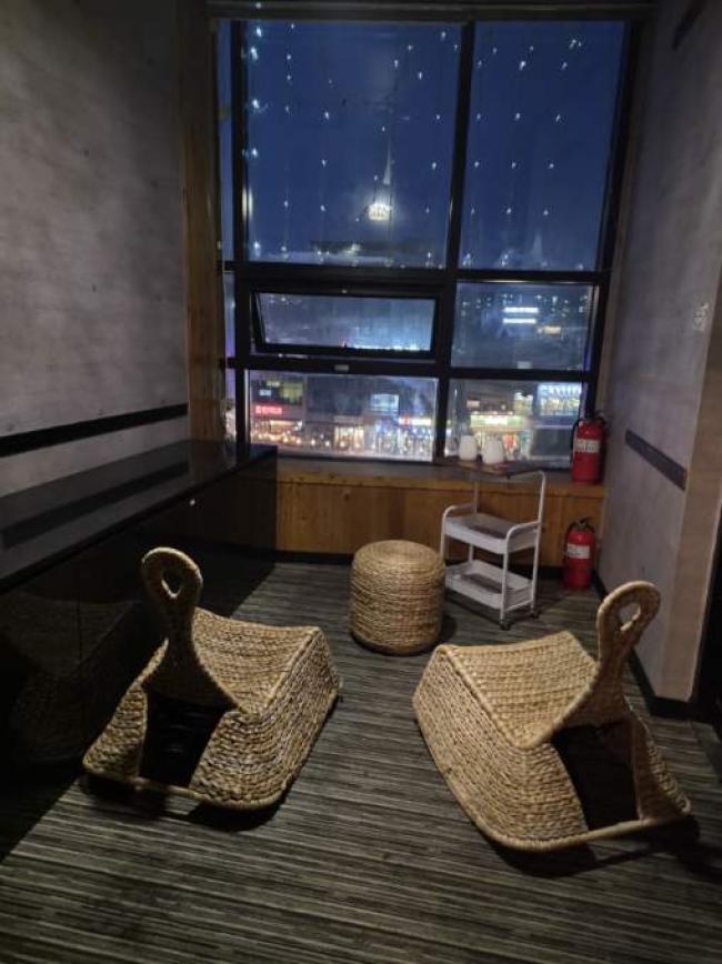 주변 태국마사지 추천 매장 해피테라피의 전체적인 인테리어 모습