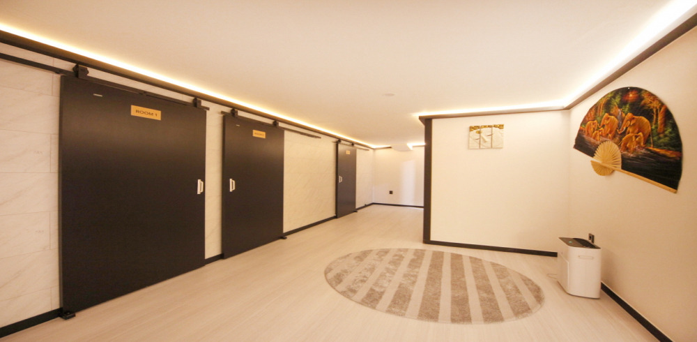 태국마사지 서비스가 제공되는 대교동2가 더힐 매장 내부 사진