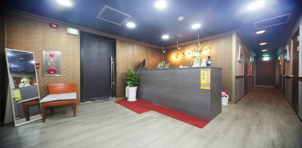 동삭동 중국관리사 마사지샵 궁테라피의 쾌적한 관리실 내부 모습