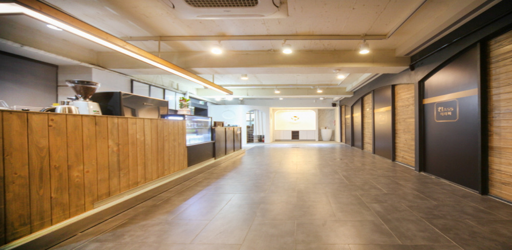 잠실역,잠실나루역,석촌역,몽촌토성역,송파나루역,한성백제역 주변 CLASS테라피 매장 주요 시설 및 인테리어 사진