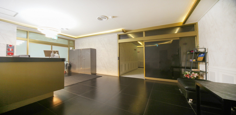 고잔동 스웨디시 전문 블링블링테라피의 깔끔하고 정돈된 내부 전경