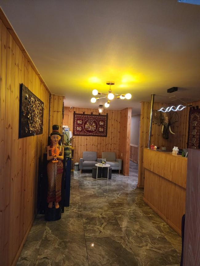 타이랜드 - 엄사리 인근 태국마사지 전문 마사지 매장 전경