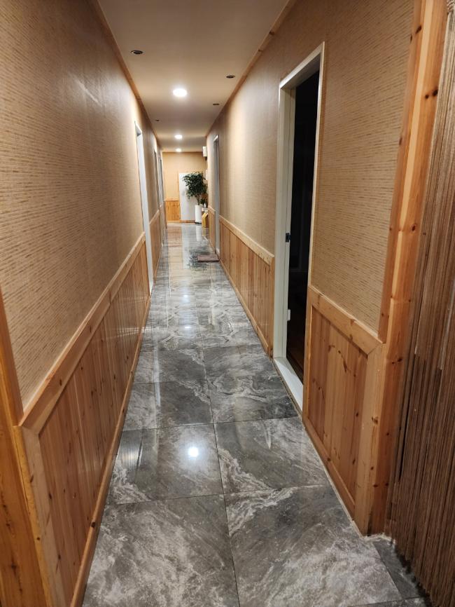 엄사리 태국관리사 마사지샵 타이랜드의 쾌적한 관리실 내부 모습