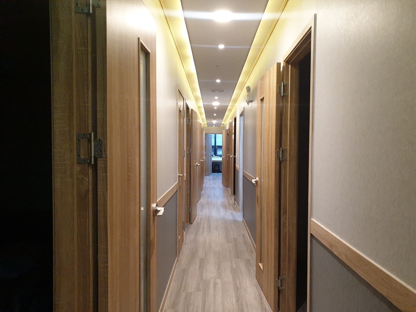 금곡동 호우마사지 주차가능, 24시간, 샤워가능, 커플실, 수면가능, 단체예약, 남/여공용샵 완비된 시설 사진