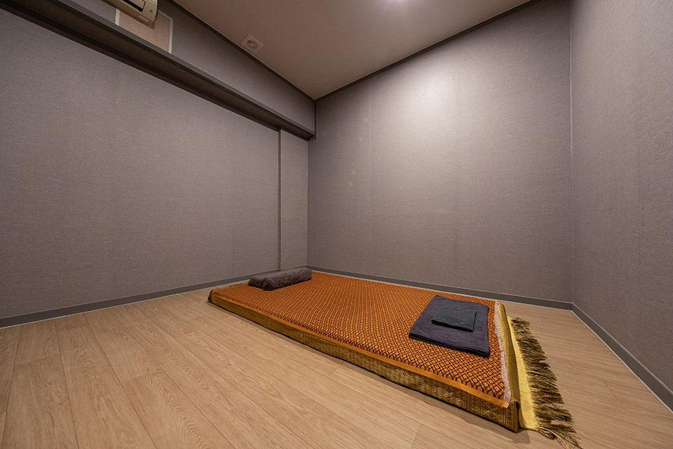 평리동 태국관리사 마사지샵 로얄아로마&로미의 쾌적한 관리실 내부 모습