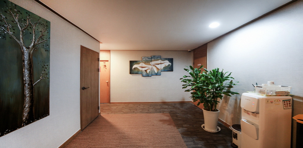 더테라피(SM타이) - 대연동 경성대부경대역,남천역,금련산역 인근 주차가능, 샤워가능, 커플실, 남/여공용샵 완비된 마사지 시설