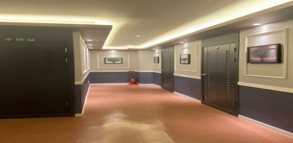 태국마사지 서비스가 제공되는 학동 VIP마사지 매장 내부 사진