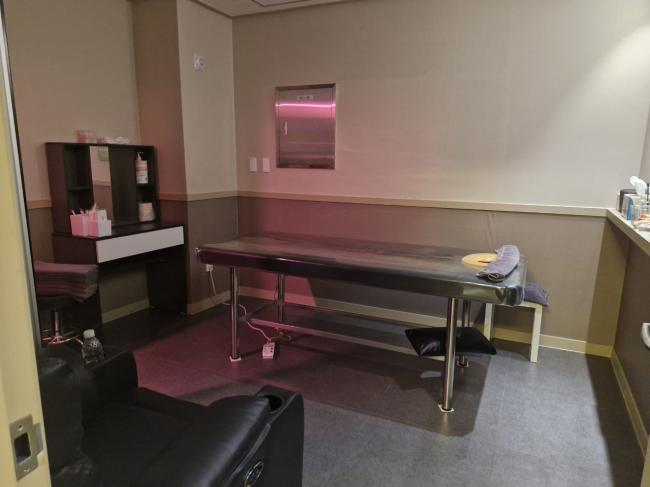 고덕동 인근 마사지 잘하는 곳 로즈스웨디시 청결하게 관리된 내부 시설