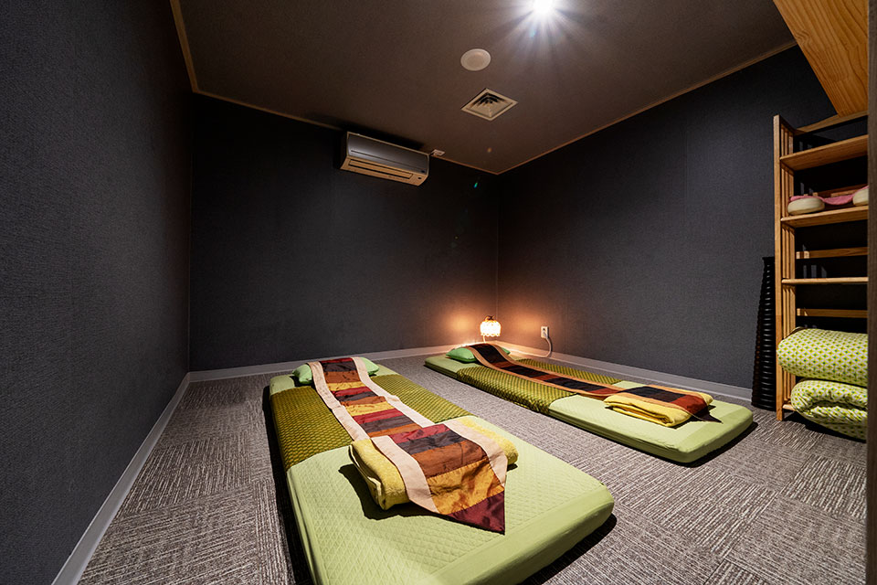 태국마사지 서비스가 제공되는 안양동 팜타이 매장 내부 사진