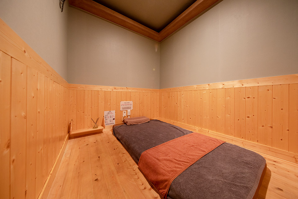 기장역에 위치한 타이, 아로마 서비스 가능 파타야 시설