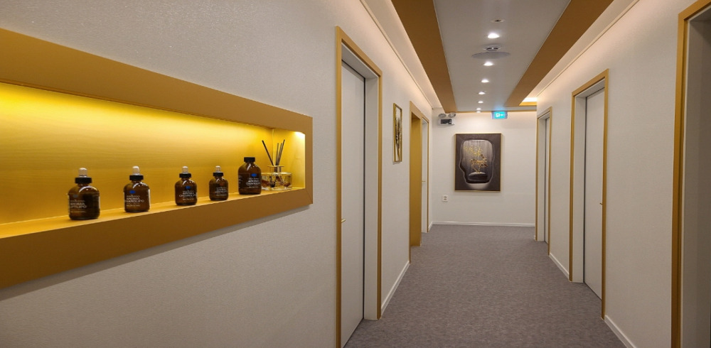 용암동 한국마사지 전문 BMT테라피&스파의 깔끔하고 정돈된 내부 전경