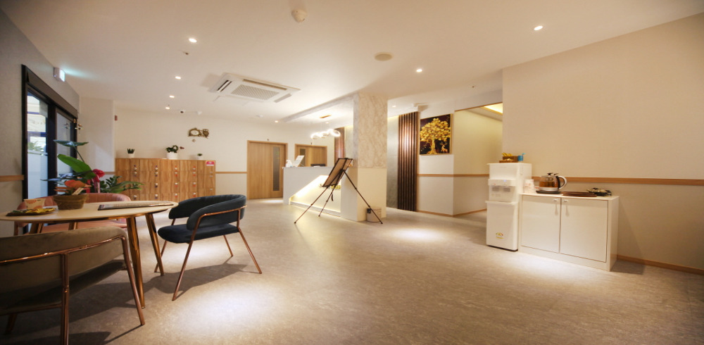 식사동에 위치한 아로마, 건식/스포츠, 풋케어 서비스 가능 신약손풋앤바디 시설