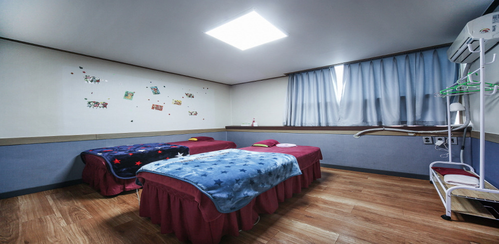 송림동 황실마사지 주차가능, 샤워가능, 커플실, 단체예약, 남/여공용샵 완비된 시설 사진