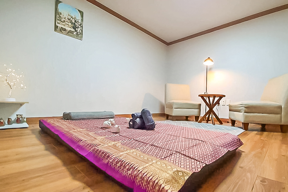 진장동 인근 태국관리사 마사지 전문 해피타이의 아늑한 내부 시설 안내