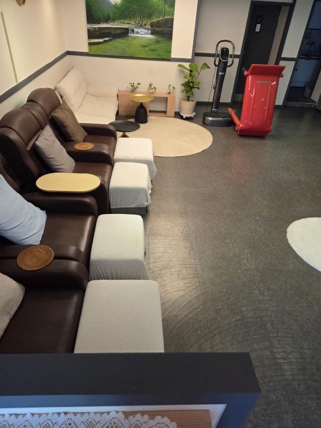 한국마사지 관리 전문 마사지 매장 더편한풋앤바디 내부 공간