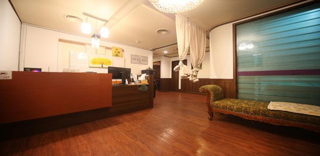 돈키호테라왁싱 - 장항동 정발산역,마두역 인근 한국마사지 전문 마사지 매장 전경